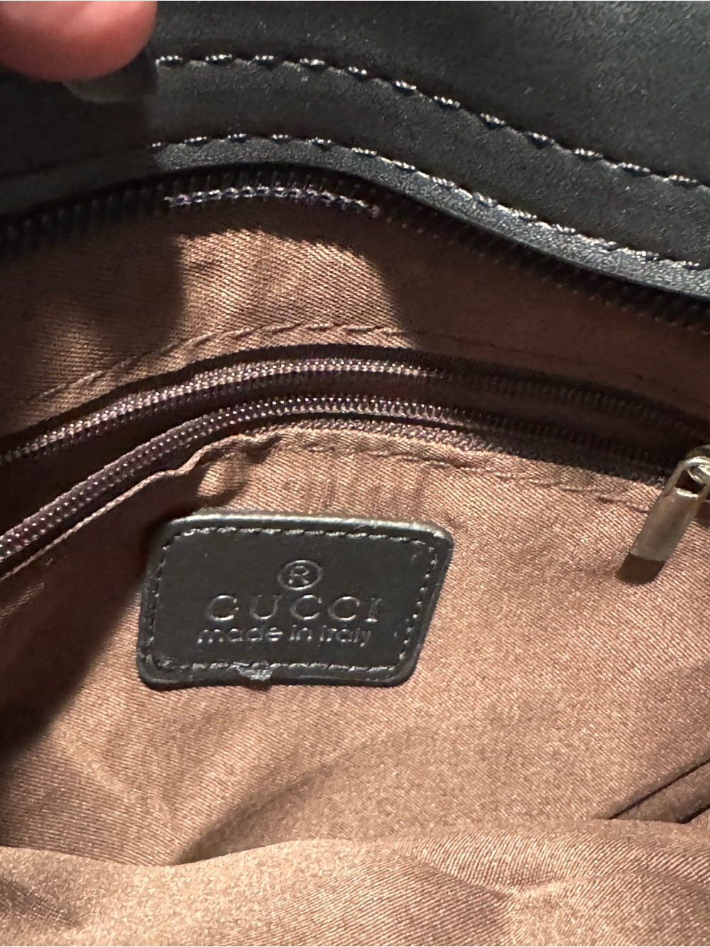 Gucci Black Leather Messenger Bag with Signature Red-Green Stripe - Picture 7 of 7